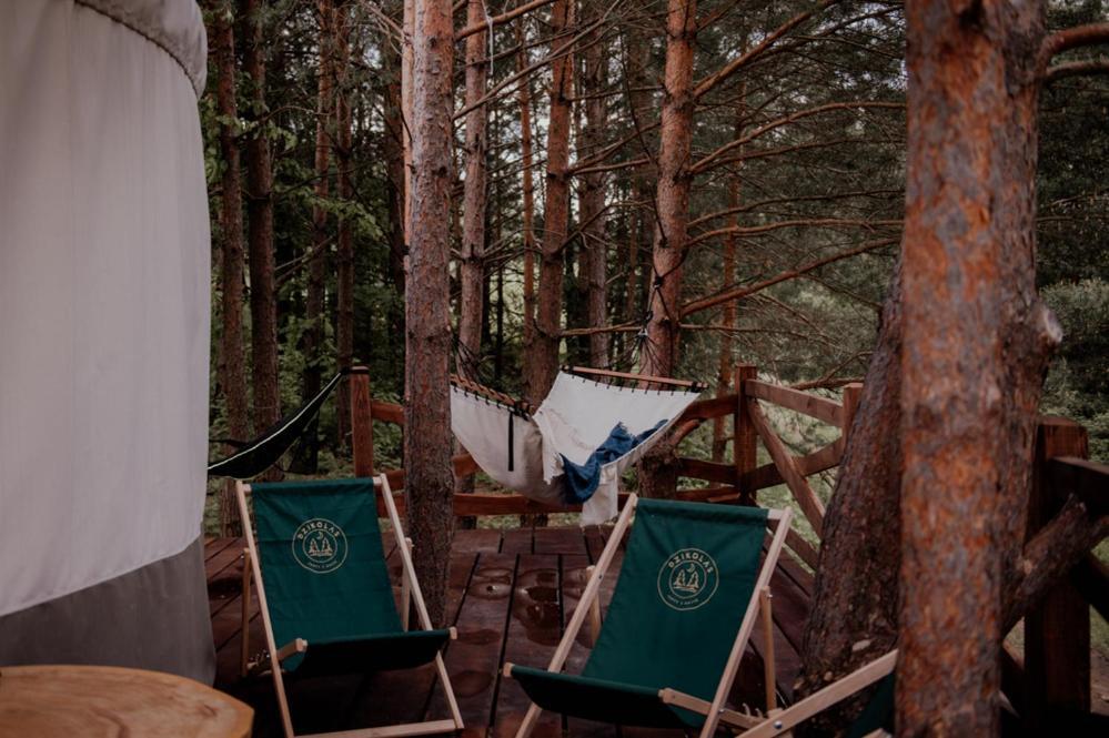 Jurty Z Widokiem, Prywatna Balia- Dzikolas Glamping Krasnobród Exterior foto