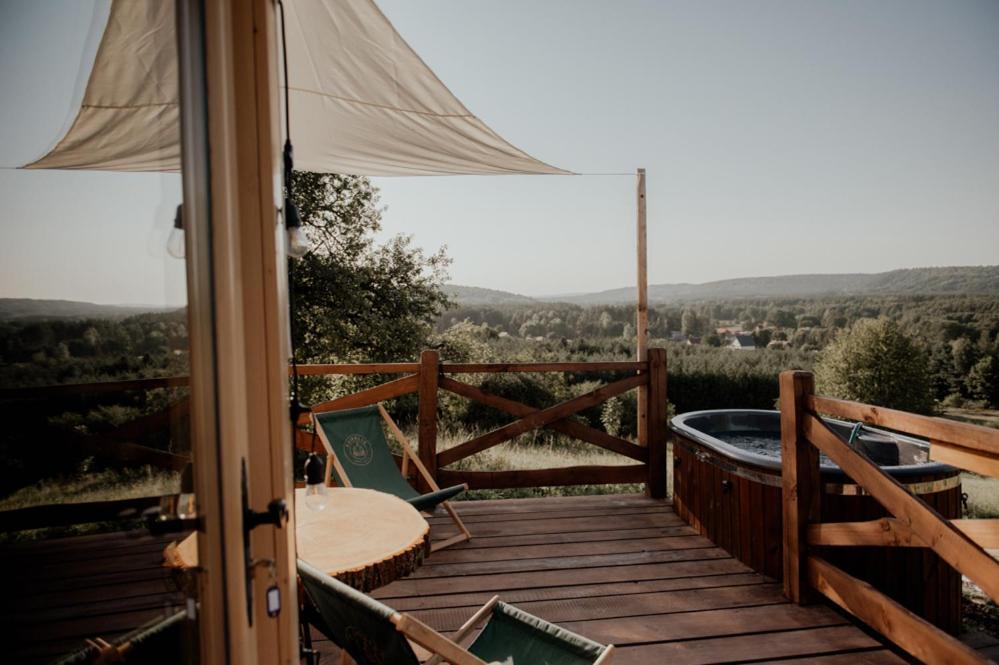 Jurty Z Widokiem, Prywatna Balia- Dzikolas Glamping Krasnobród Exterior foto