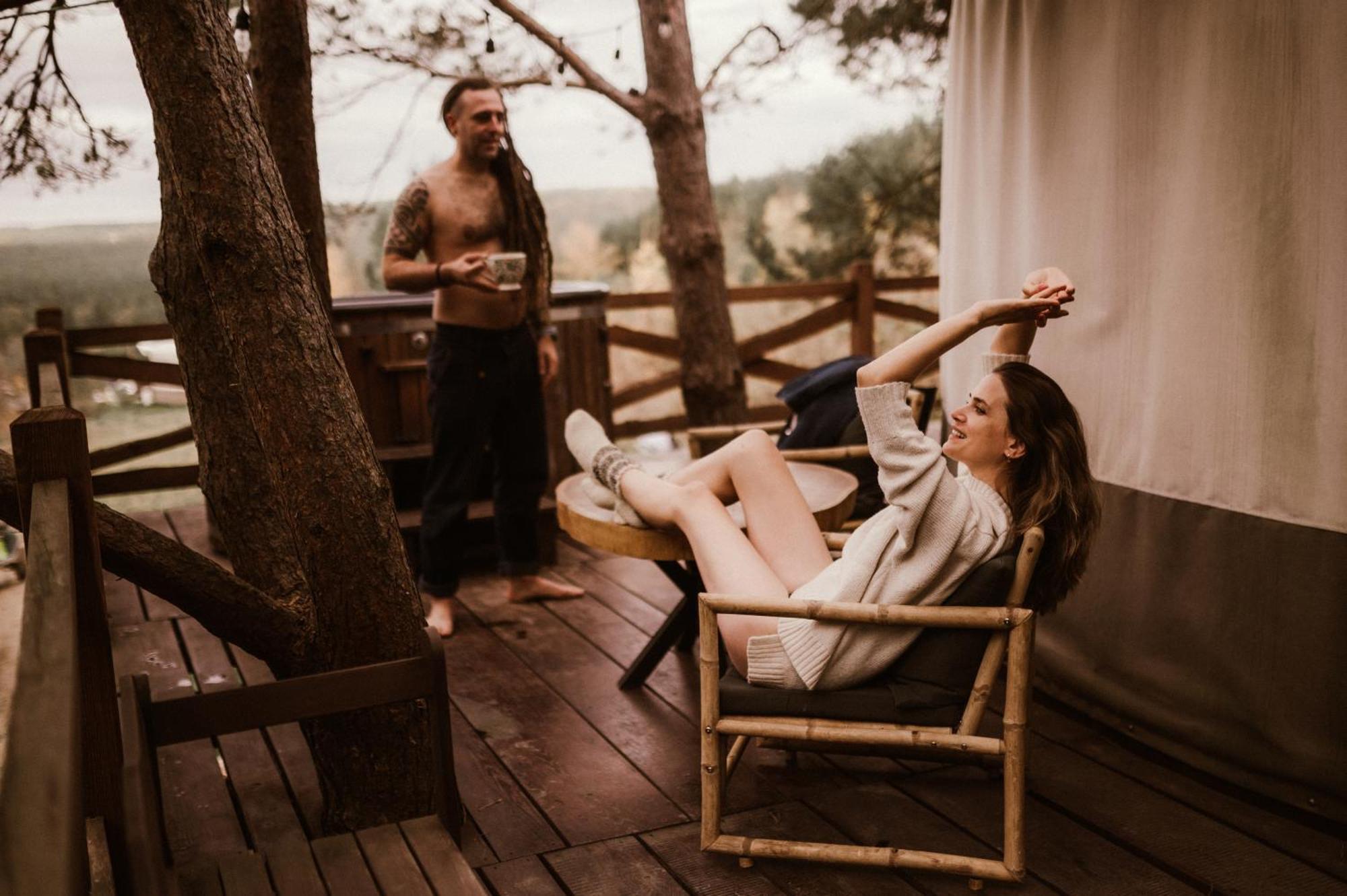 Jurty Z Widokiem, Prywatna Balia- Dzikolas Glamping Krasnobród Exterior foto